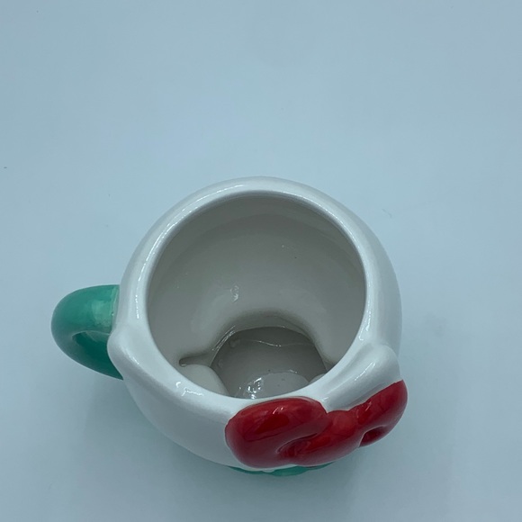 Sanrio Hello Kitty Christmas Tree Ceramic Mug and HK Salt and Pepper Shakers - Picture 4 of 16